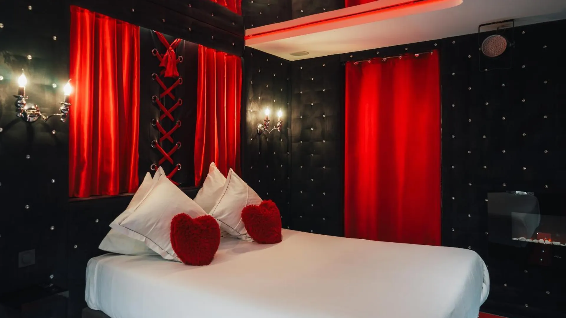 Le Cabaret Vip Spa Λυών 0*,  Γαλλία