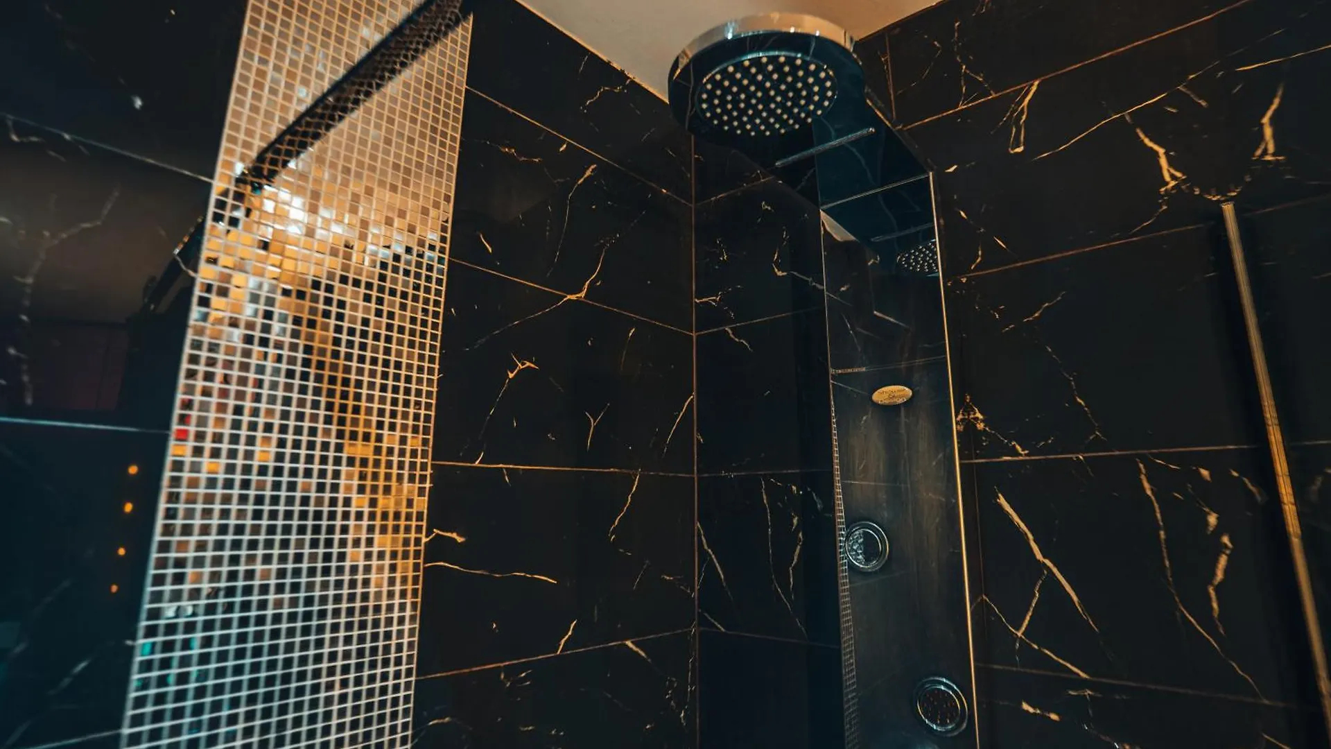 Le Cabaret Vip Spa Λυών Διαμέρισμα