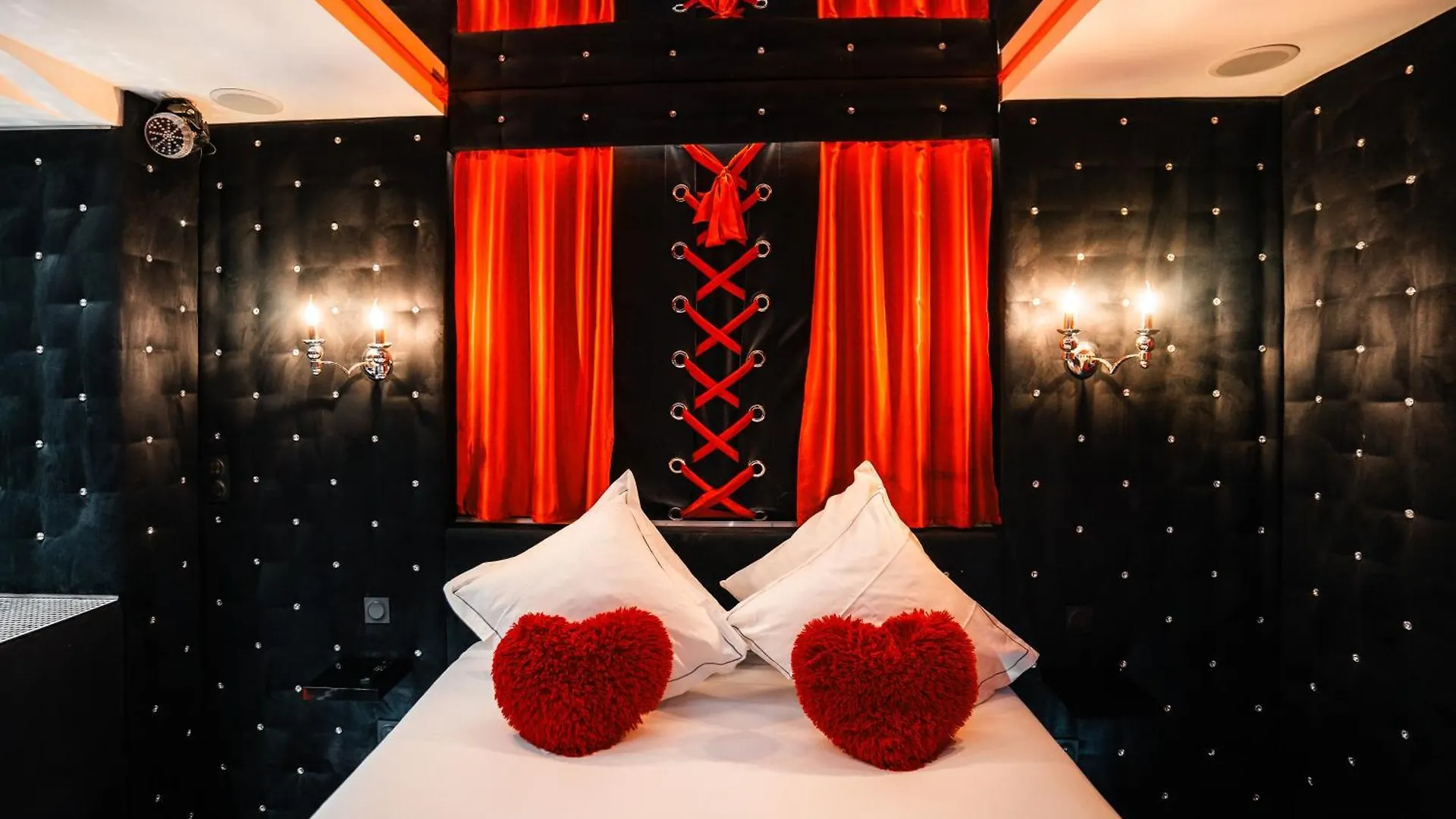 Apartment Le Cabaret Vip Spa Lyon France