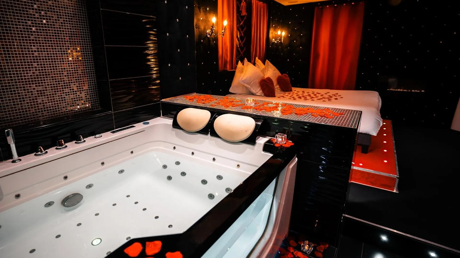 Le Cabaret Vip Spa contacts