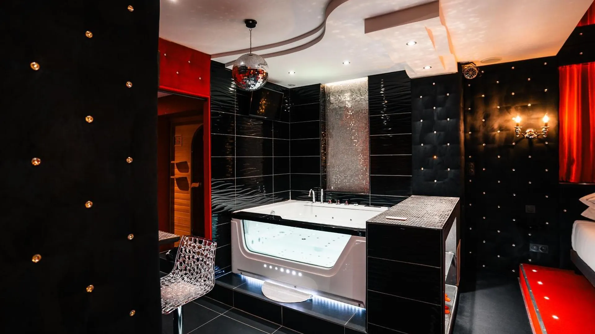 Apartment Le Cabaret Vip Spa Lyon France