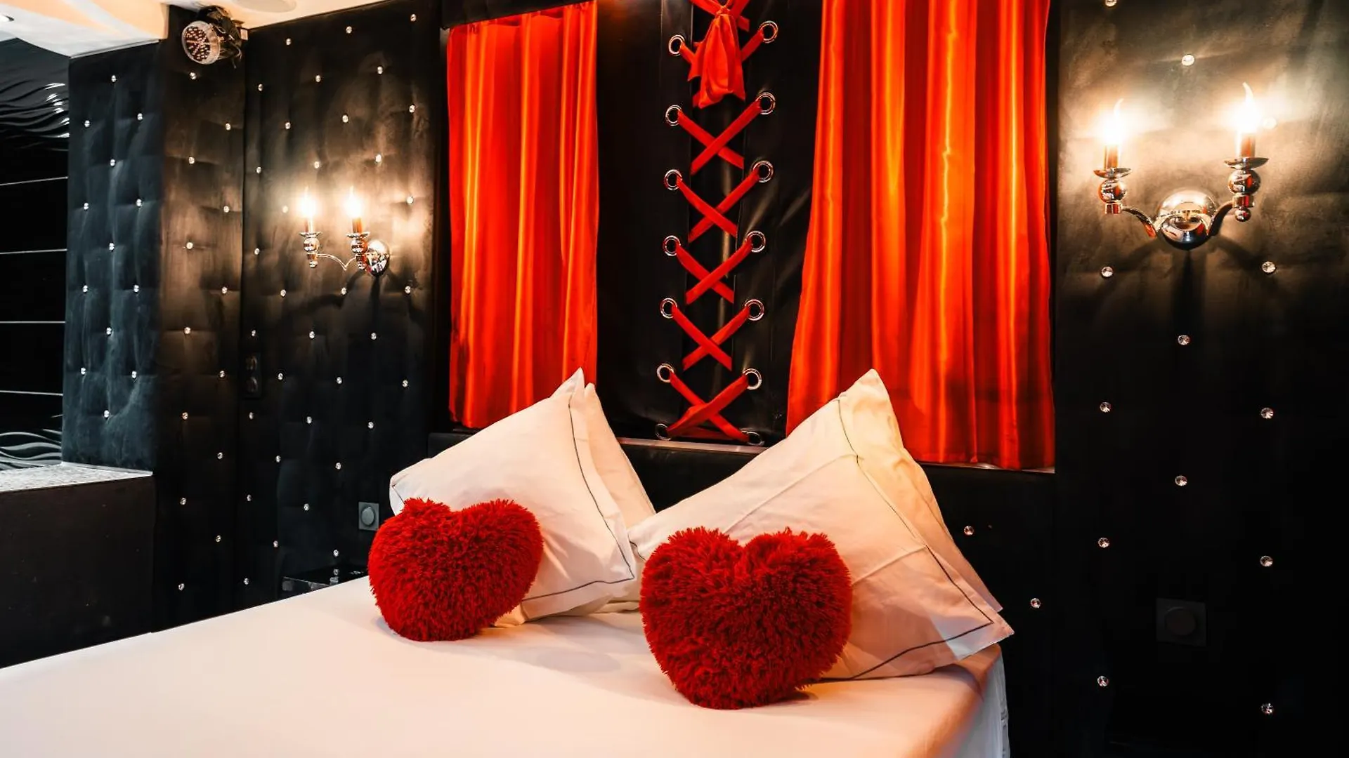 Le Cabaret Vip Spa Lyon France