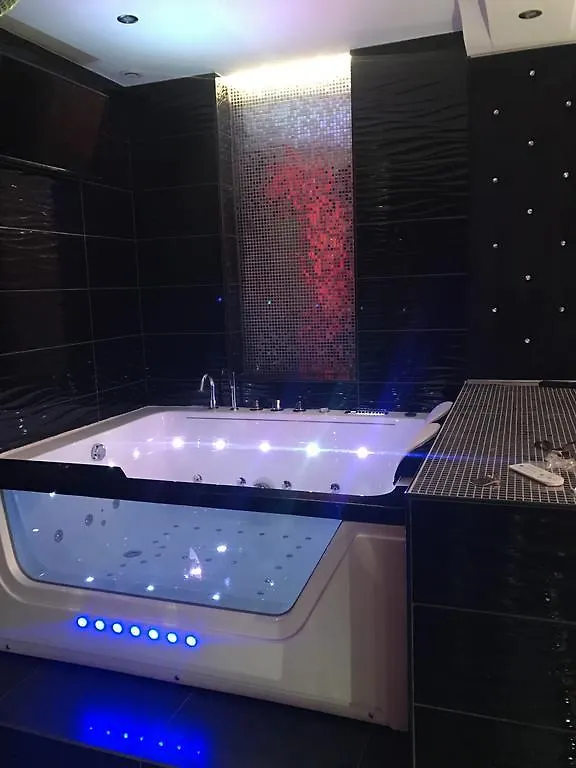 Appartement Le Cabaret Vip SPA Lyon