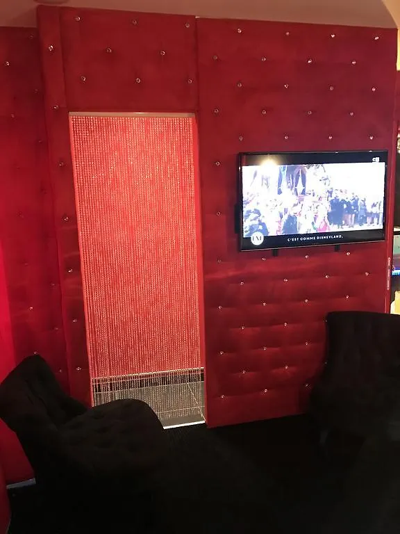 Le Cabaret Vip SPA Lyon Appartement
