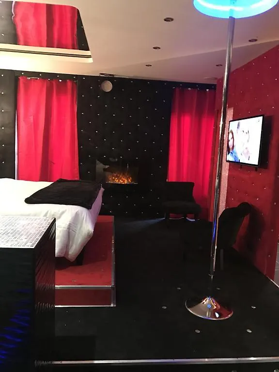 Le Cabaret Vip SPA Lyon 0*,  France